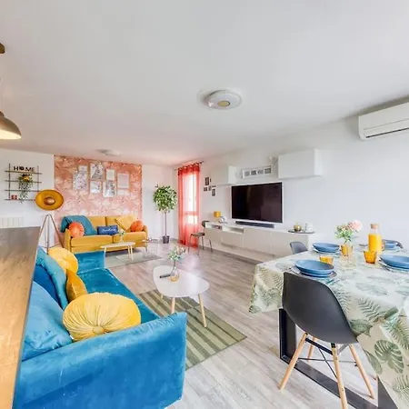 Apartment Paris Family & Friends - Gare A 5 Minutes - Parking Le Bourget